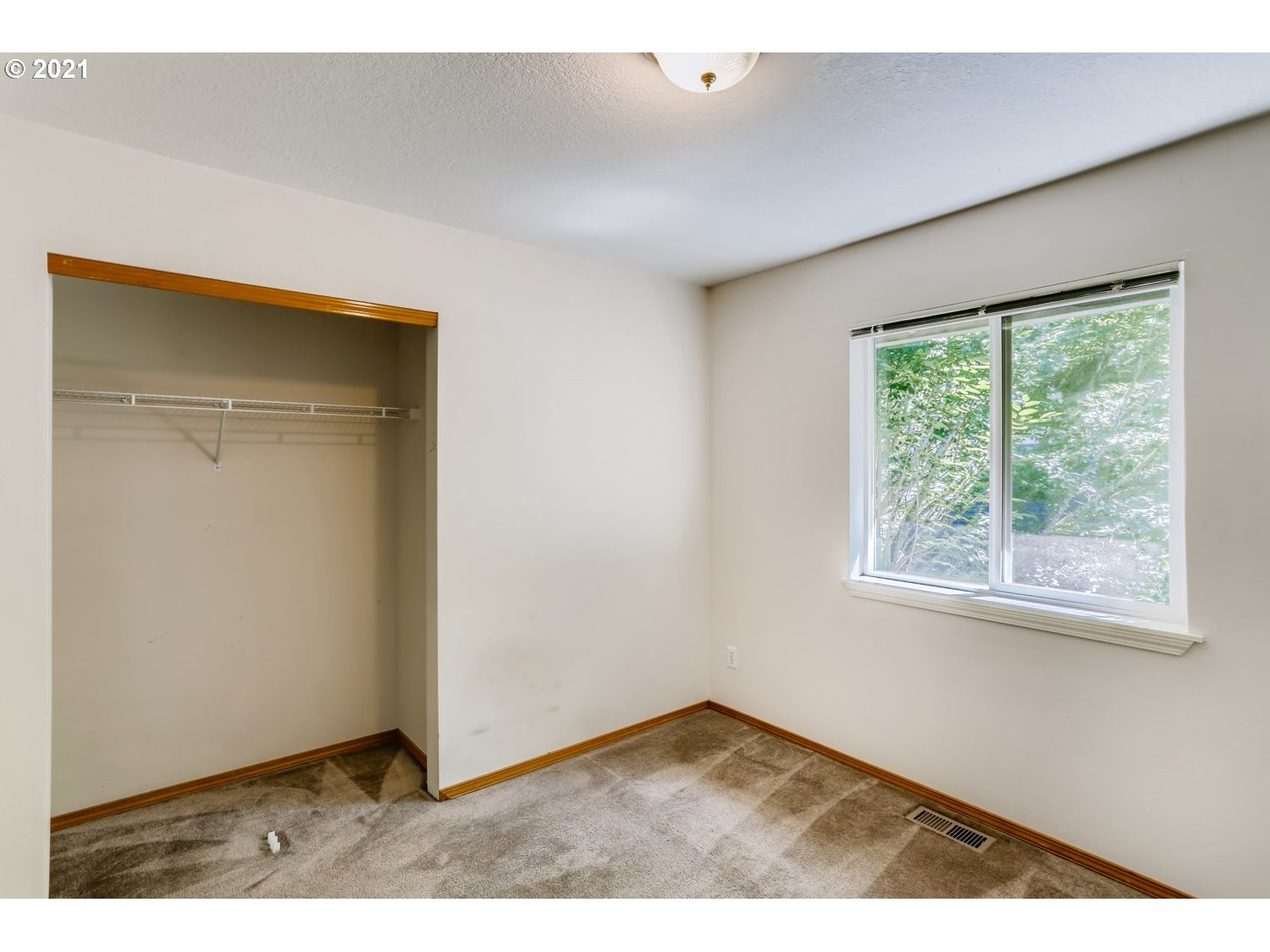 12977 Southwest Mayview Way Portland, OR 97223 - Photo 19 of 30 Gallery Image 19