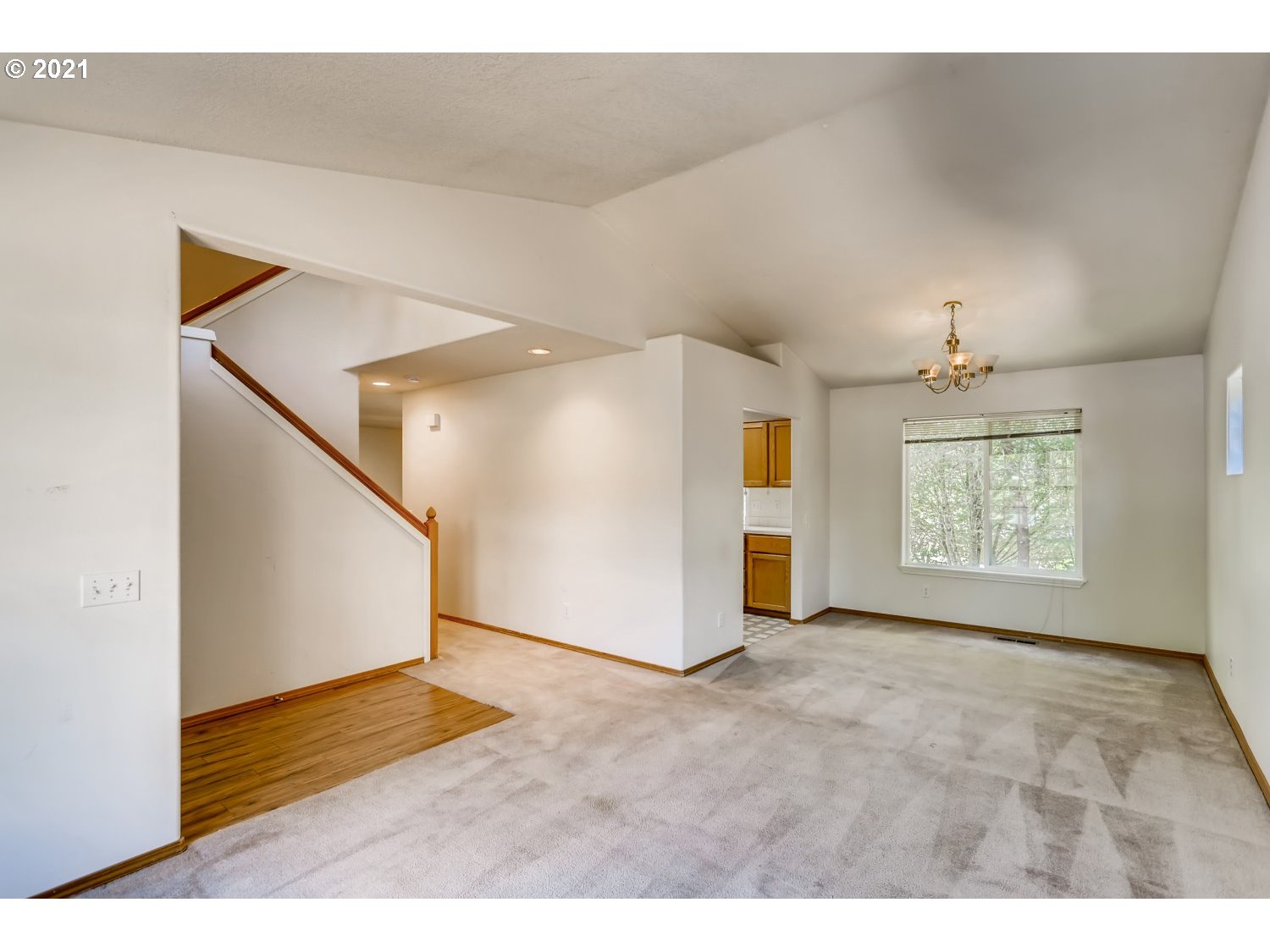 12977 Southwest Mayview Way Portland, OR 97223 - Photo 5 of 30 Gallery Image 5