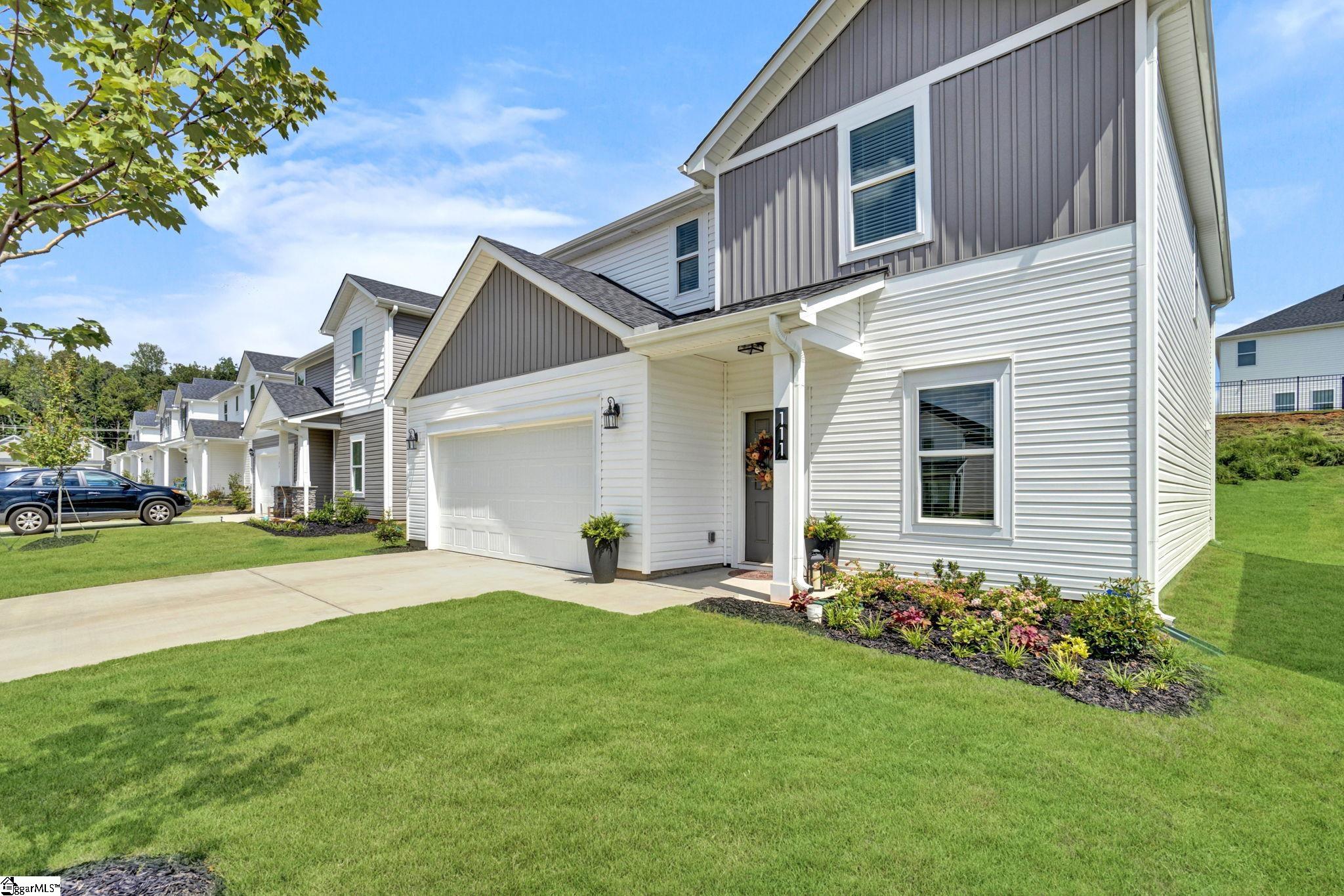 111 Tantalus Street Gray Court, SC 29645 - Photo 2 of 44