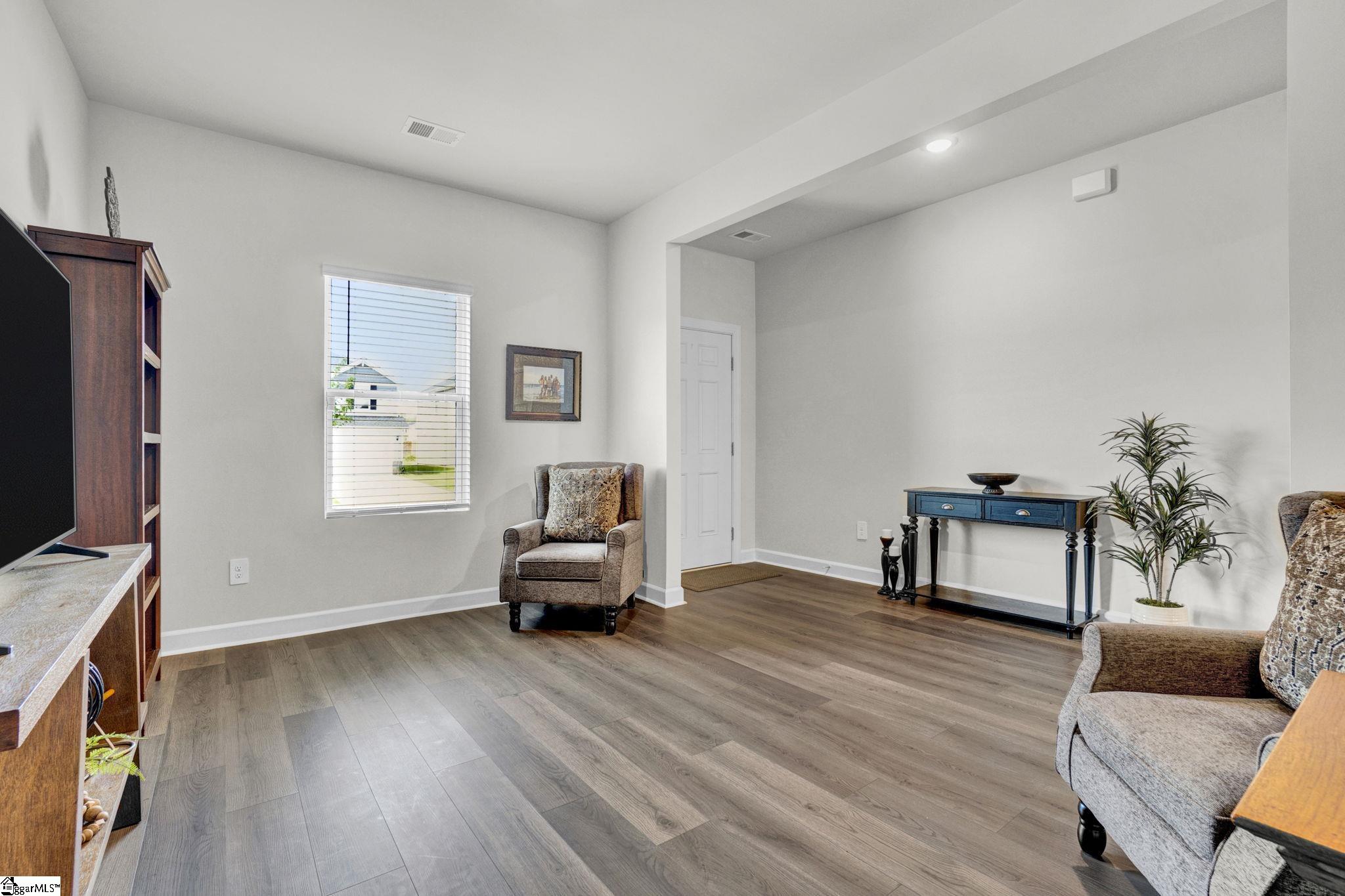 111 Tantalus Street Gray Court, SC 29645 - Photo 4 of 44