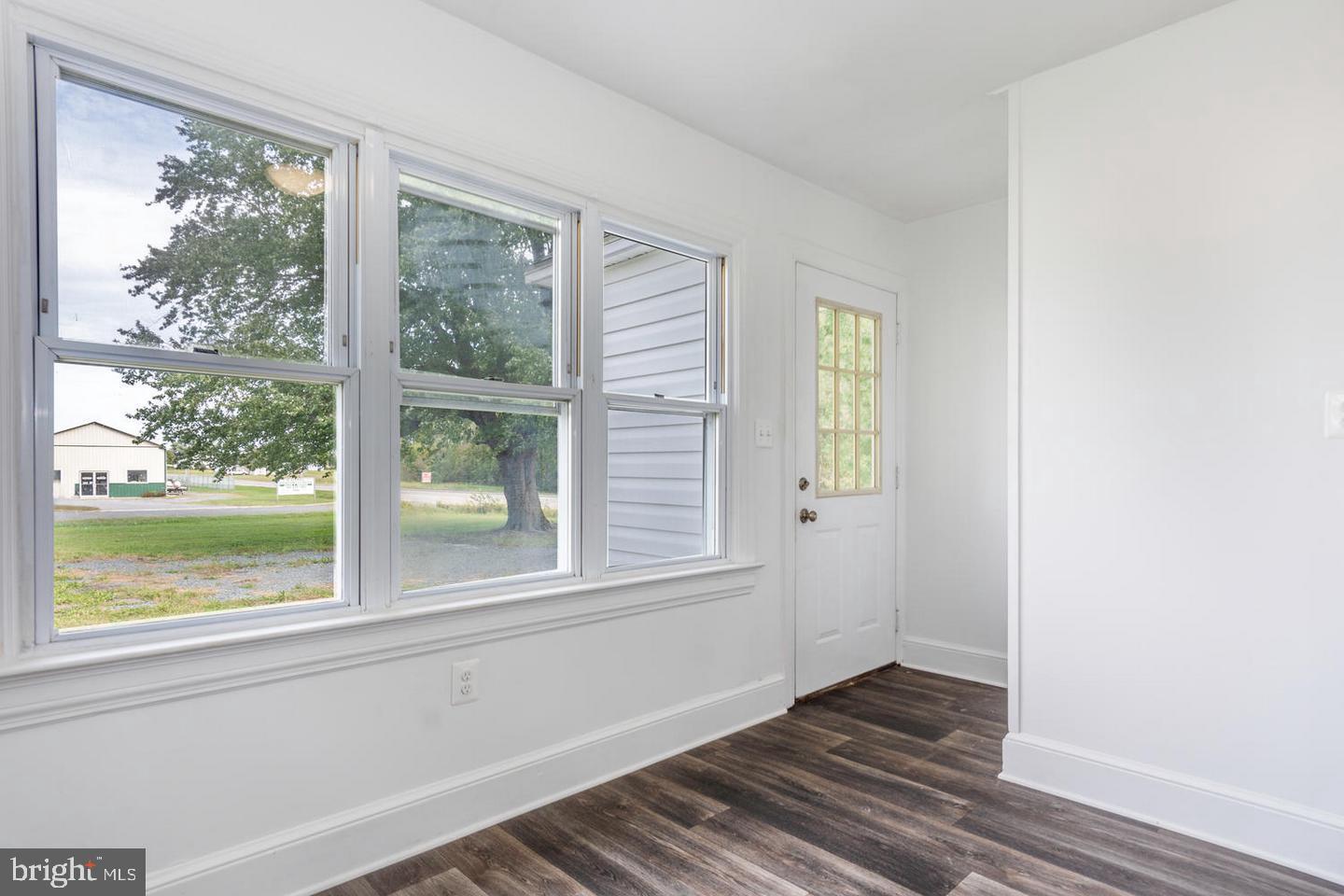 301 6th Street Ridgely, MD 21660 - Photo 9 of 18 Laundry/mudroom
