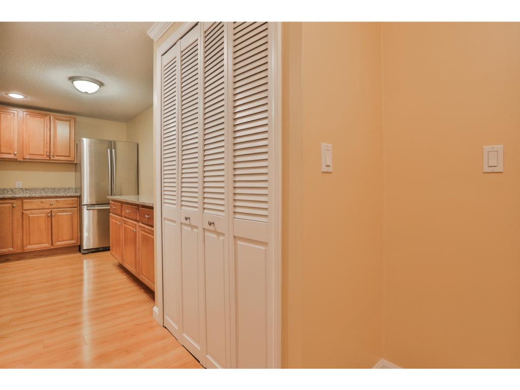 216 Cannongate III Road, Unit 216 Nashua, NH 03063 - Photo 11 of 19 Gallery Image 11