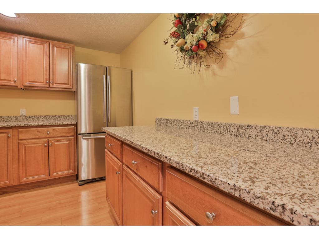 216 Cannongate III Road, Unit 216 Nashua, NH 03063 - Photo 12 of 19 Gallery Image 12