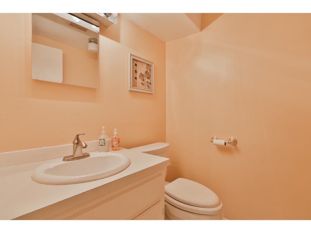 216 Cannongate III Road, Unit 216 Nashua, NH 03063 - Photo 19 of 19 Gallery Image 19