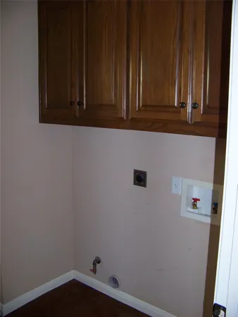 $399,900 | 1400 T H Johnson Drive, Taylor, TX 76574