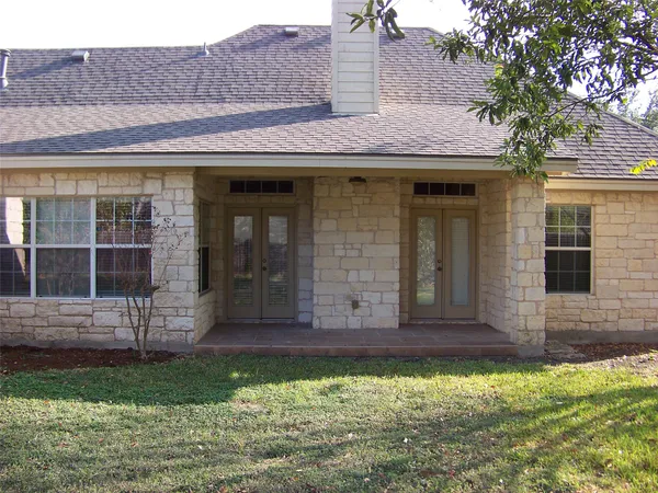 $399,900 | 1400 T H Johnson Drive, Taylor, TX 76574