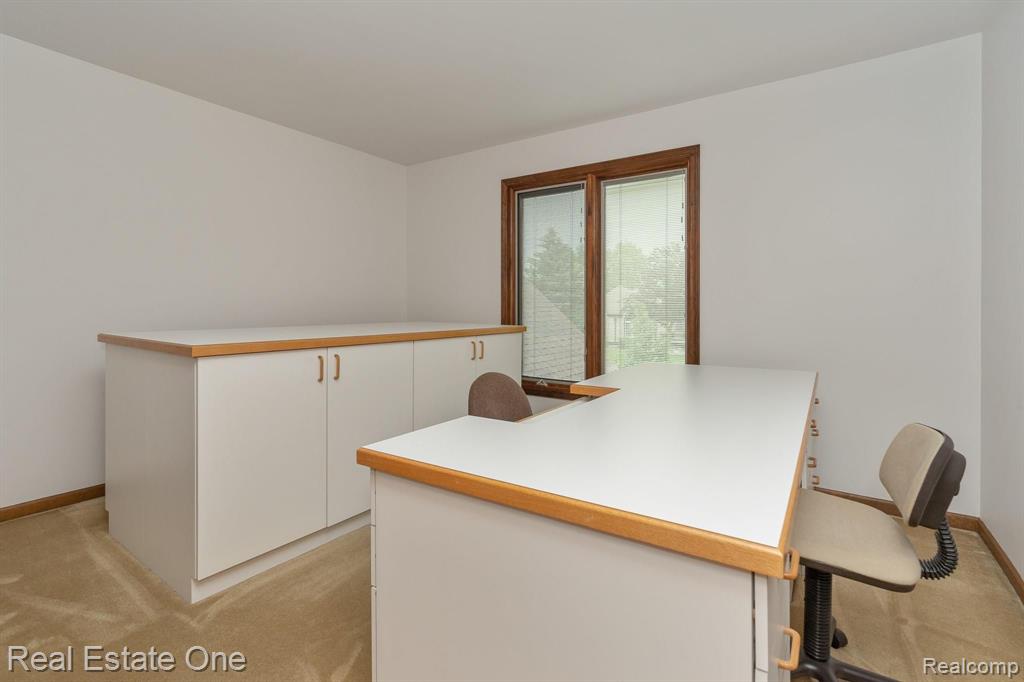 3449 Summit Ridge Drive Rochester Hills, MI 48306 - Photo 31 of 44
