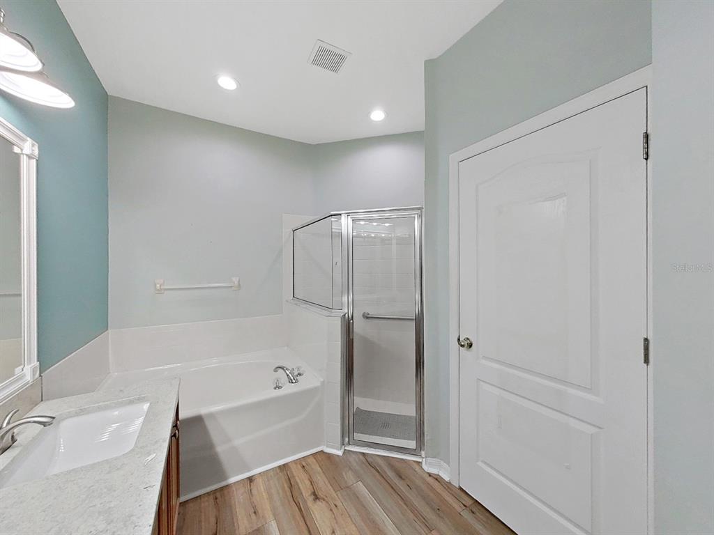 6077 Sandhill Ridge Drive Lithia, FL 33547 - Photo 13 of 26