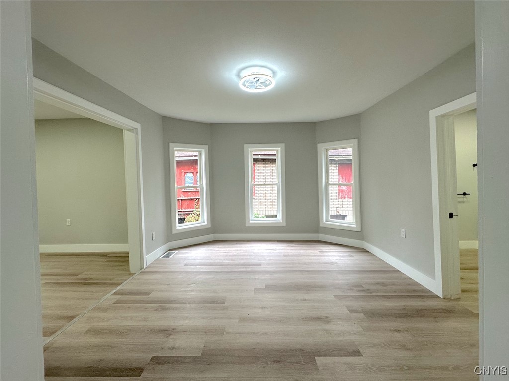 321 Pleasant Street Oneida, NY 13421 - Photo 14 of 48 1st Floor Dining Room