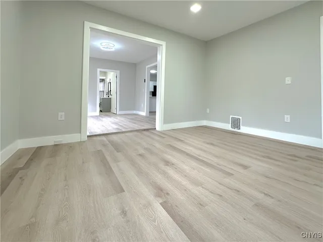 $192,900 | 321 Pleasant Street, Oneida, NY 13421