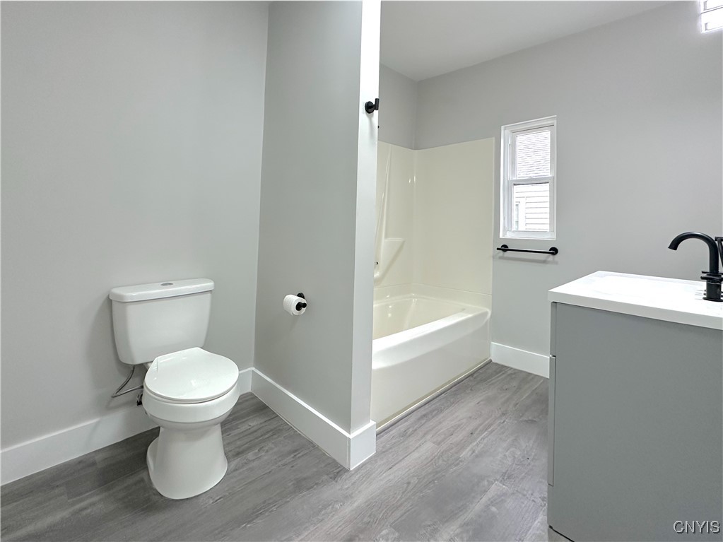 321 Pleasant Street Oneida, NY 13421 - Photo 28 of 48 2nd Floor Bathroom