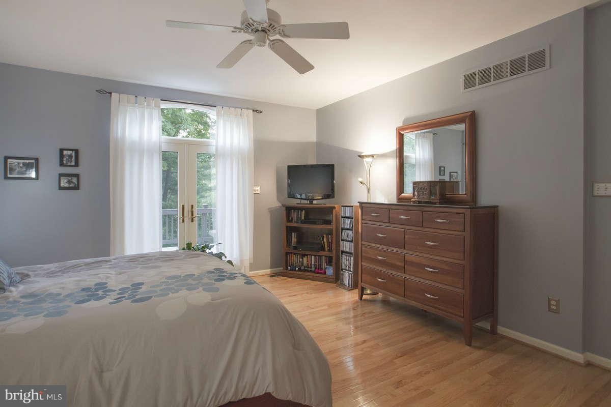 16901 Falls Road Upperco, MD 21155 - Photo 18 of 30 Bedroom (Master)