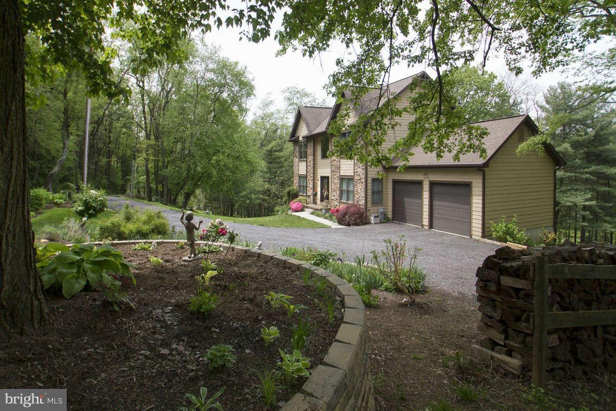16901 Falls Road Upperco, MD 21155 - Photo 3 of 30 Exterior (Front)