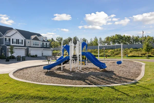 $389,900 | 4860 Avery Drive, St. Paul, MN 55123