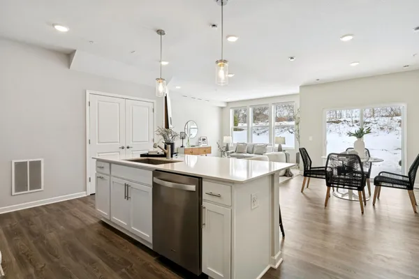 $389,900 | 4860 Avery Drive, St. Paul, MN 55123
