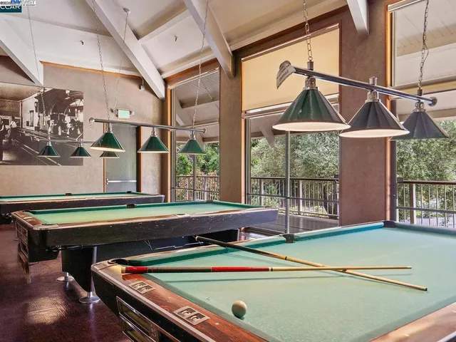 a view of yard with basketball court