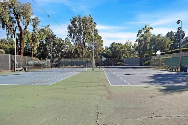 $340,000 | 310 North Civic Drive, Unit 101, Walnut Creek, CA 94596