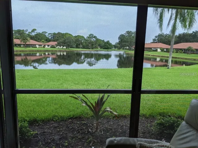 $2,600 | 5581 Golf Pointe Drive, Sarasota, FL 34243