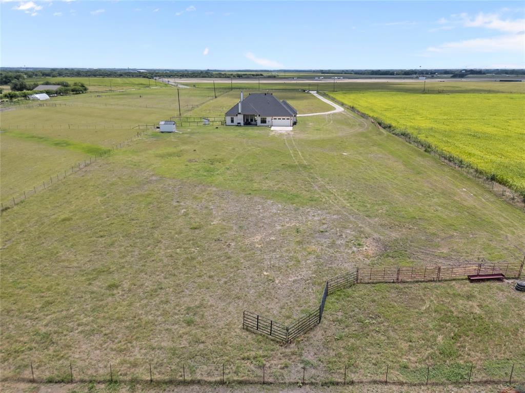 850 North Cooke Road Ennis, TX 75119 - Photo 30 of 40