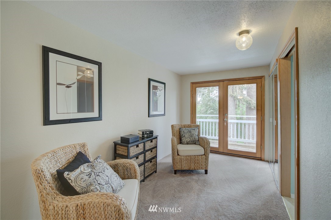 22091 Vine Road Brier, WA 98036 - Photo 22 of 25 Gallery Image 22