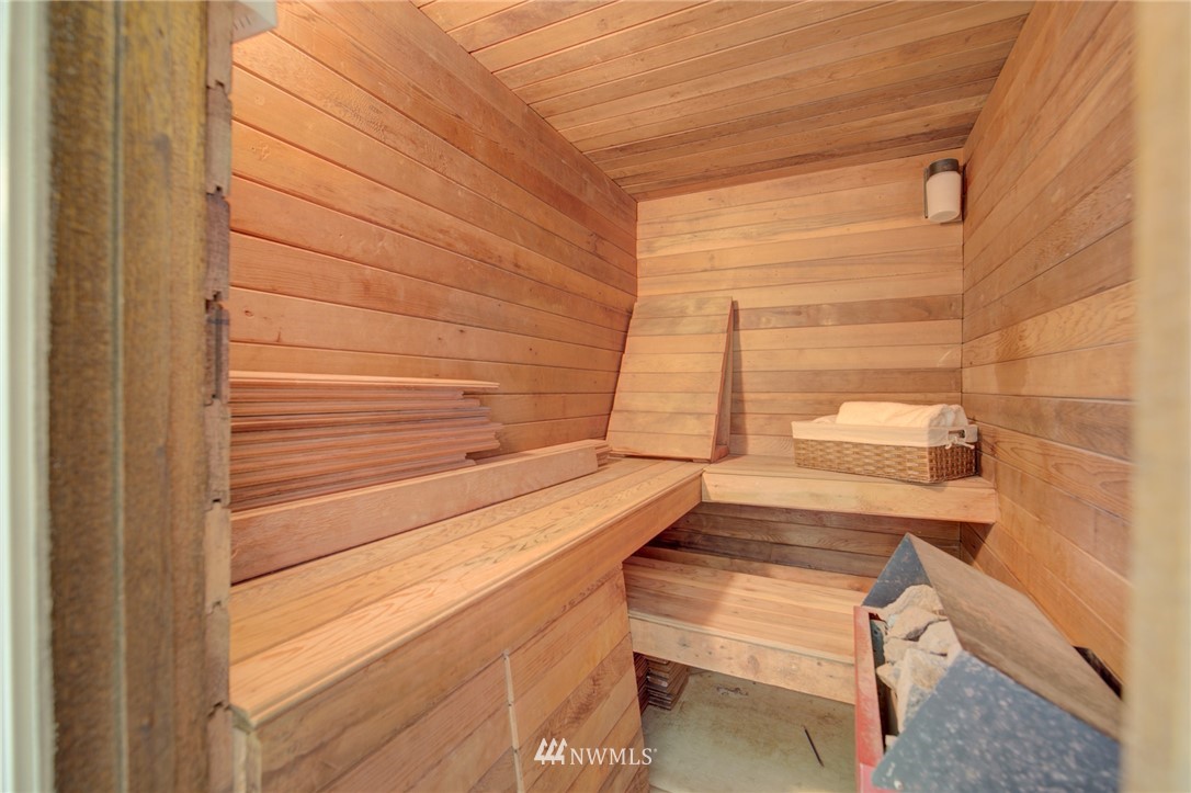 22091 Vine Road Brier, WA 98036 - Photo 24 of 25 Gallery Image 24