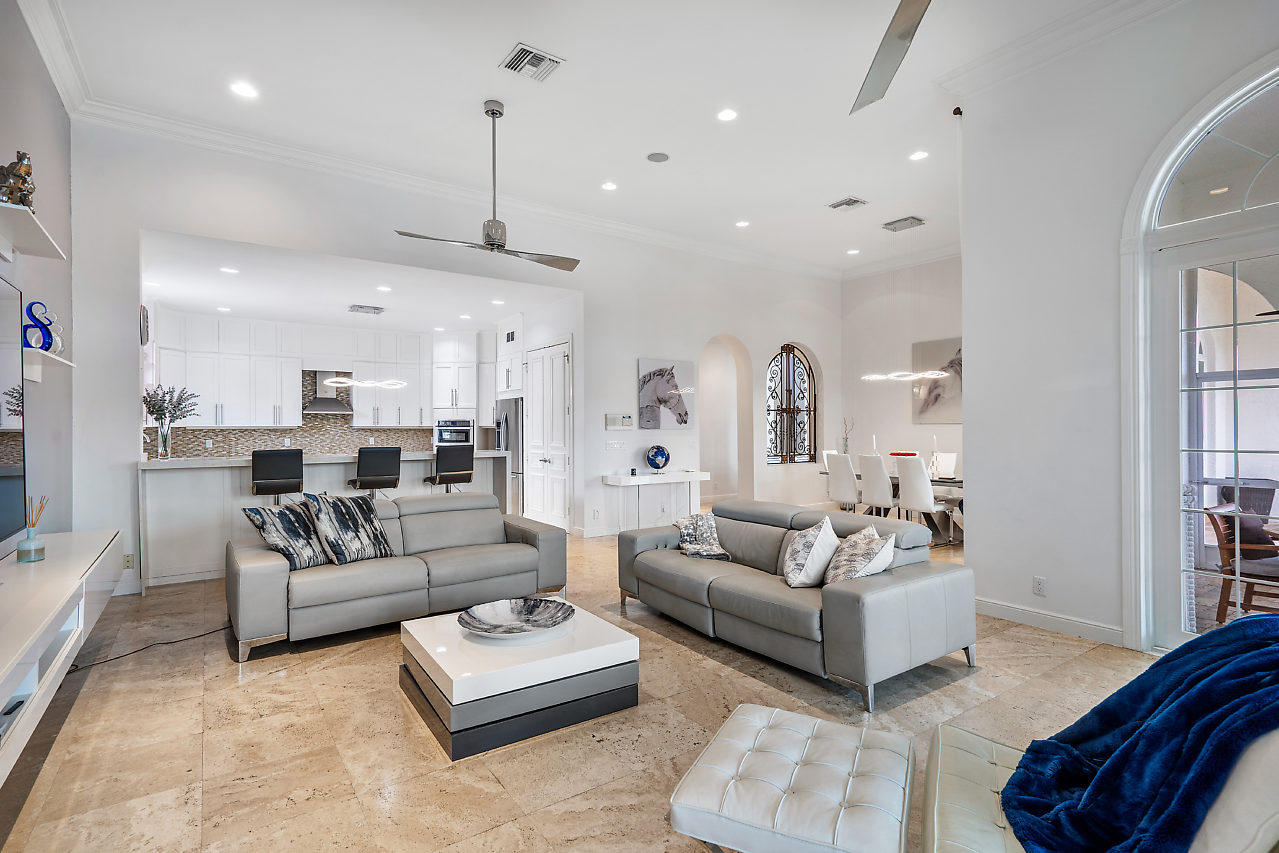 1676 Southwest 19th Avenue Boca Raton, FL 33486 - Photo 11 of 53 Great Room
