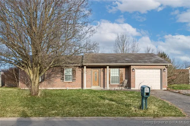 $2,000 | 120 Hodge Street, Charlestown, IN 47111