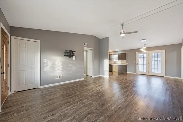 $2,000 | 120 Hodge Street, Charlestown, IN 47111