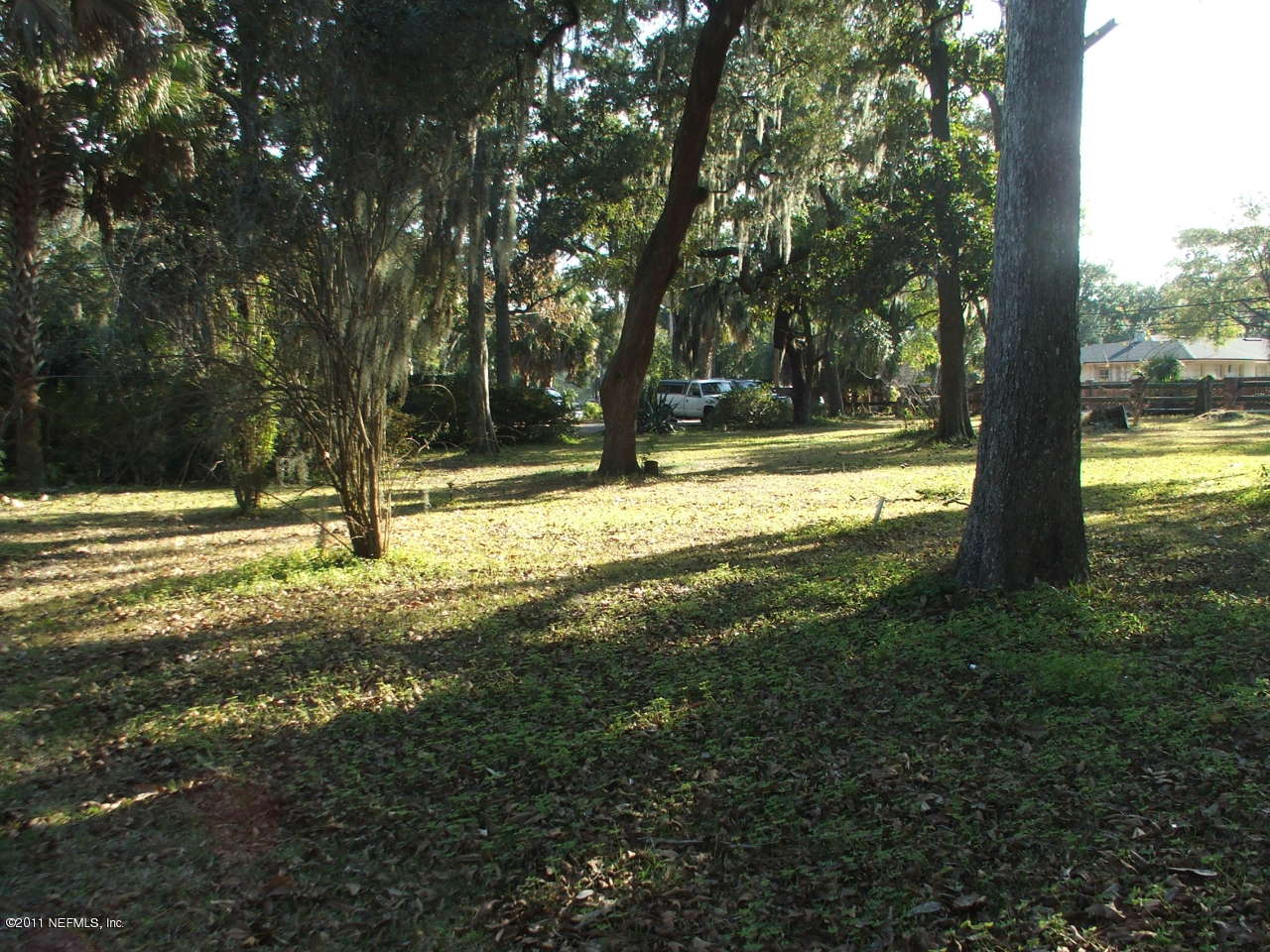 2325 Spring Park Road Jacksonville, FL 32207 - Photo 5 of 9 Grounds