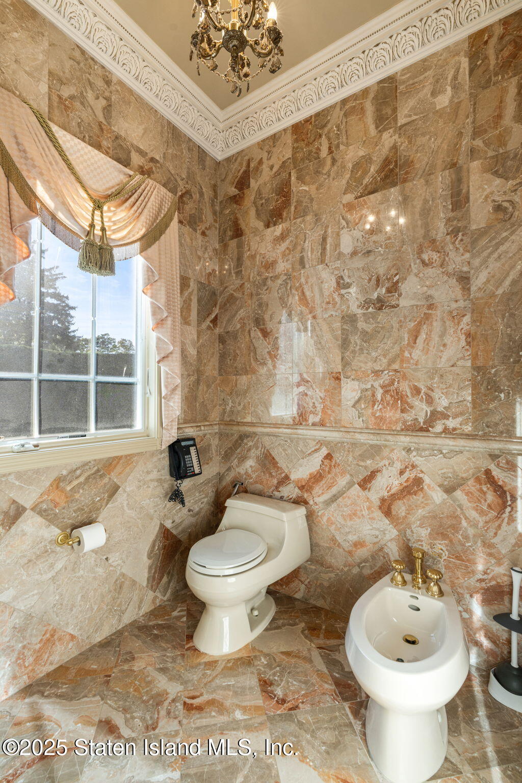 51 Romer Road Staten Island, NY 10304 - Photo 48 of 94 a bathroom with a toilet a sink and a shower