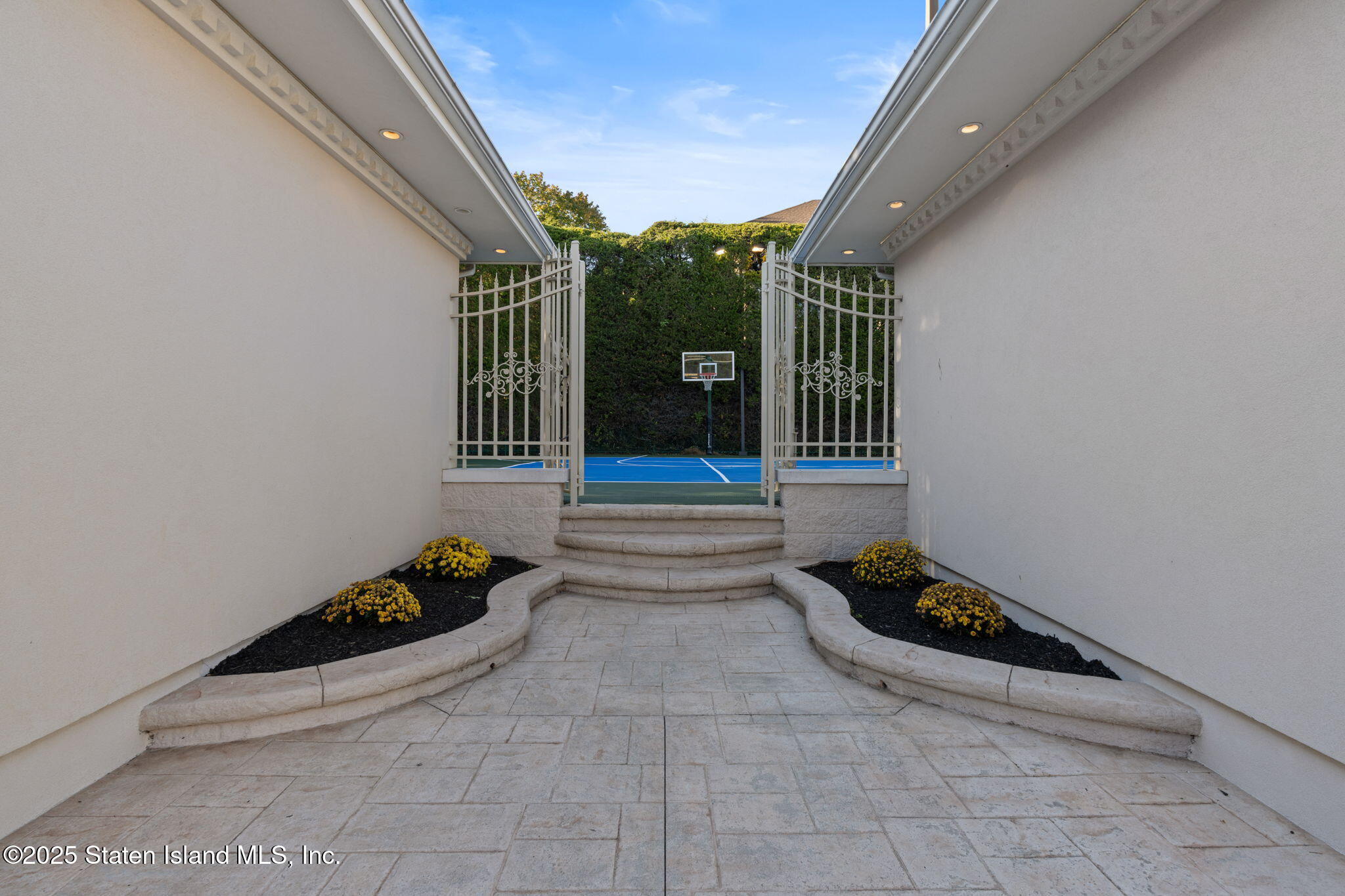 51 Romer Road Staten Island, NY 10304 - Photo 83 of 94 69-web-or-mls-7RV08952