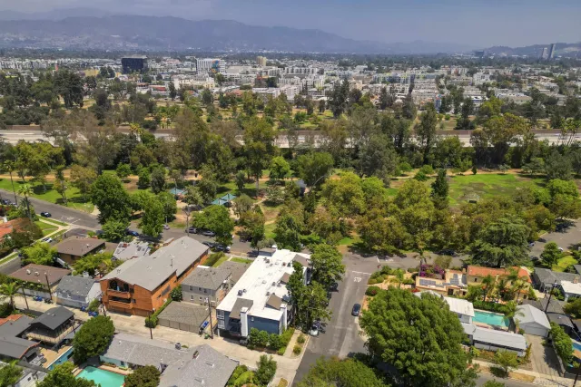 $615,000 | 5003 Westpark Drive, Unit 203, North Hollywood, CA 91601