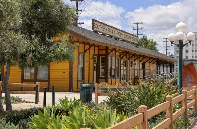 $615,000 | 5003 Westpark Drive, Unit 203, North Hollywood, CA 91601