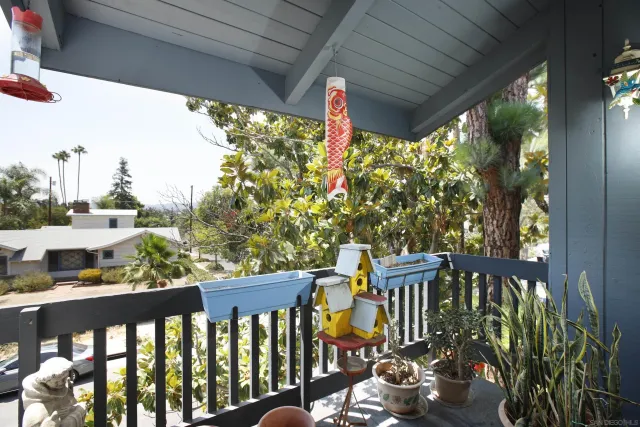 $615,000 | 5003 Westpark Drive, Unit 203, North Hollywood, CA 91601