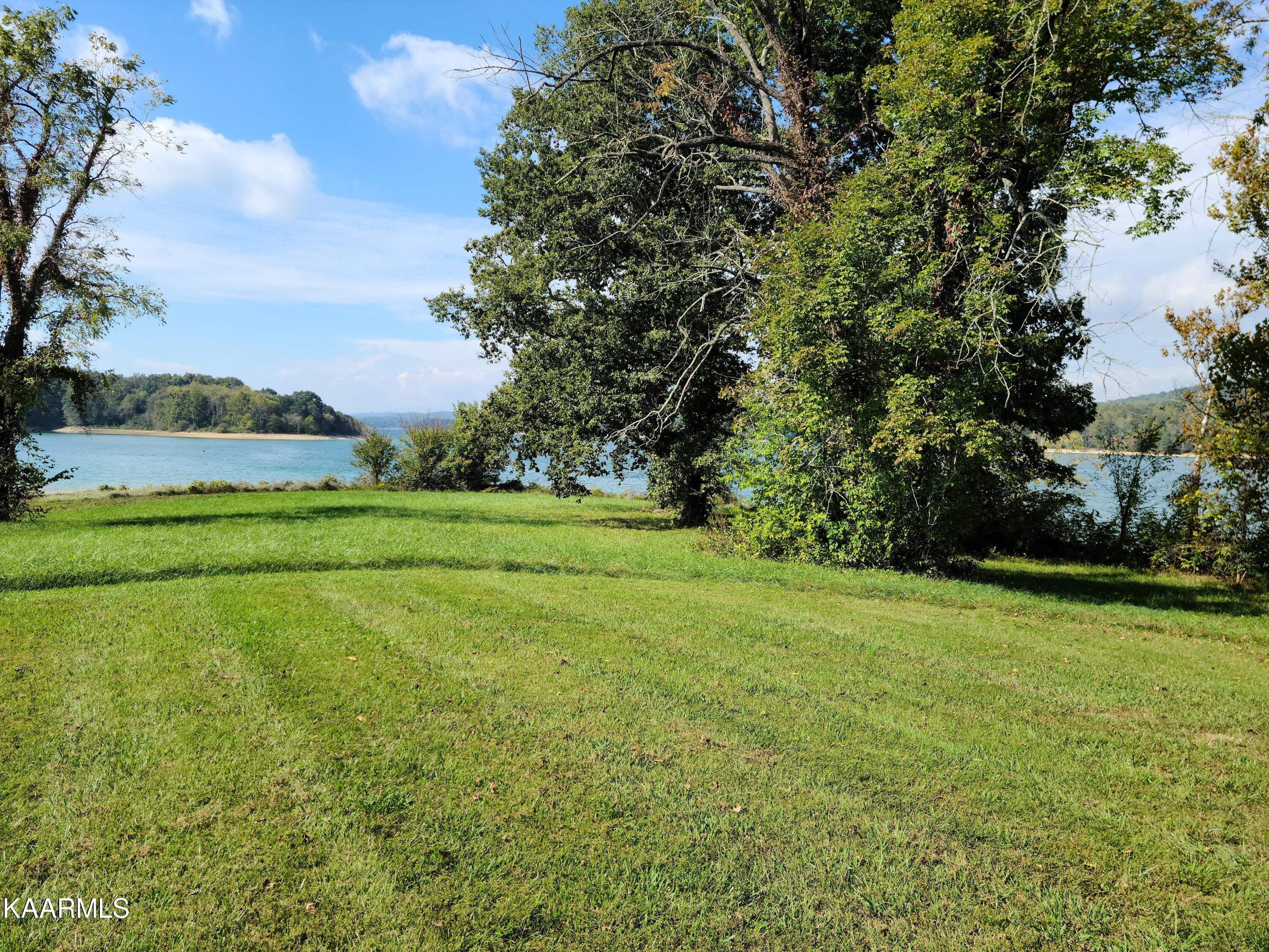 452 Regina's Point Sharps Chapel, TN 37866 - Photo 33 of 44 20211015_120355