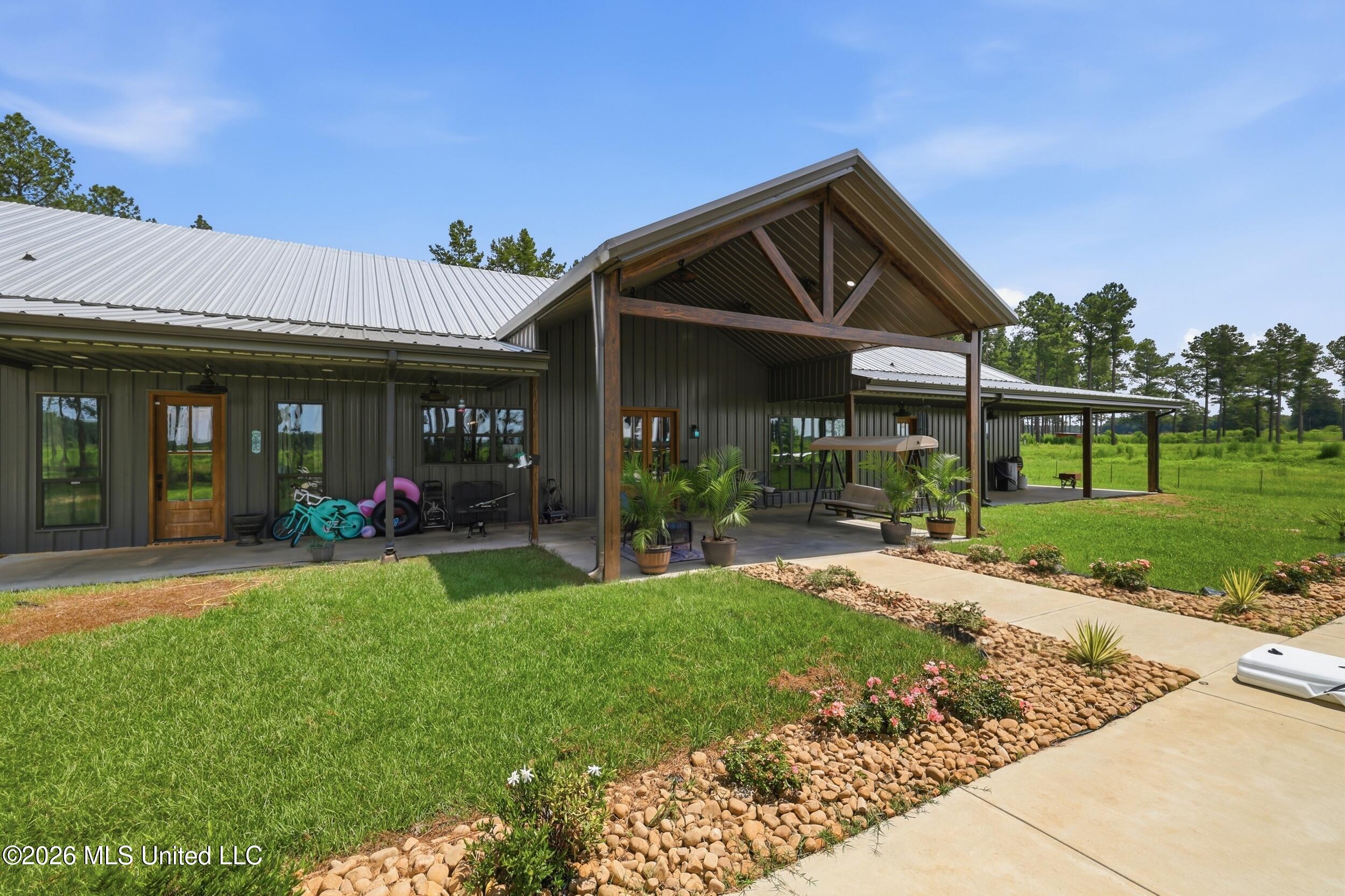 646 Myrick Strengthford Road Laurel, MS 39443 - Photo 96 of 119 96_r6__5747_autoremove_44572840