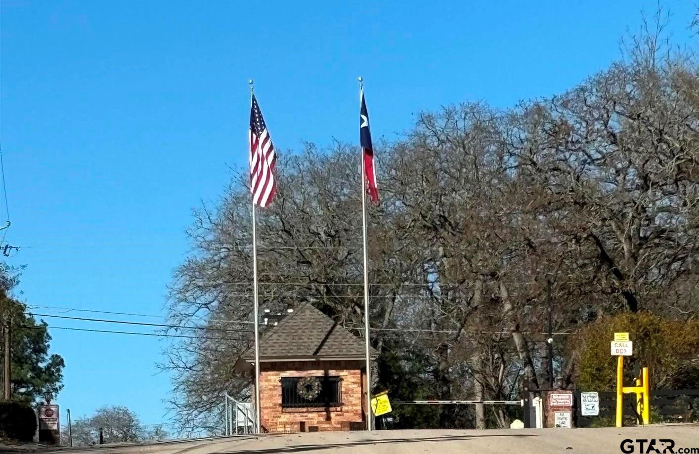 Lot 25 Briar Grove Road Murchison, TX 75778 - Photo 6 of 7 a view of street light