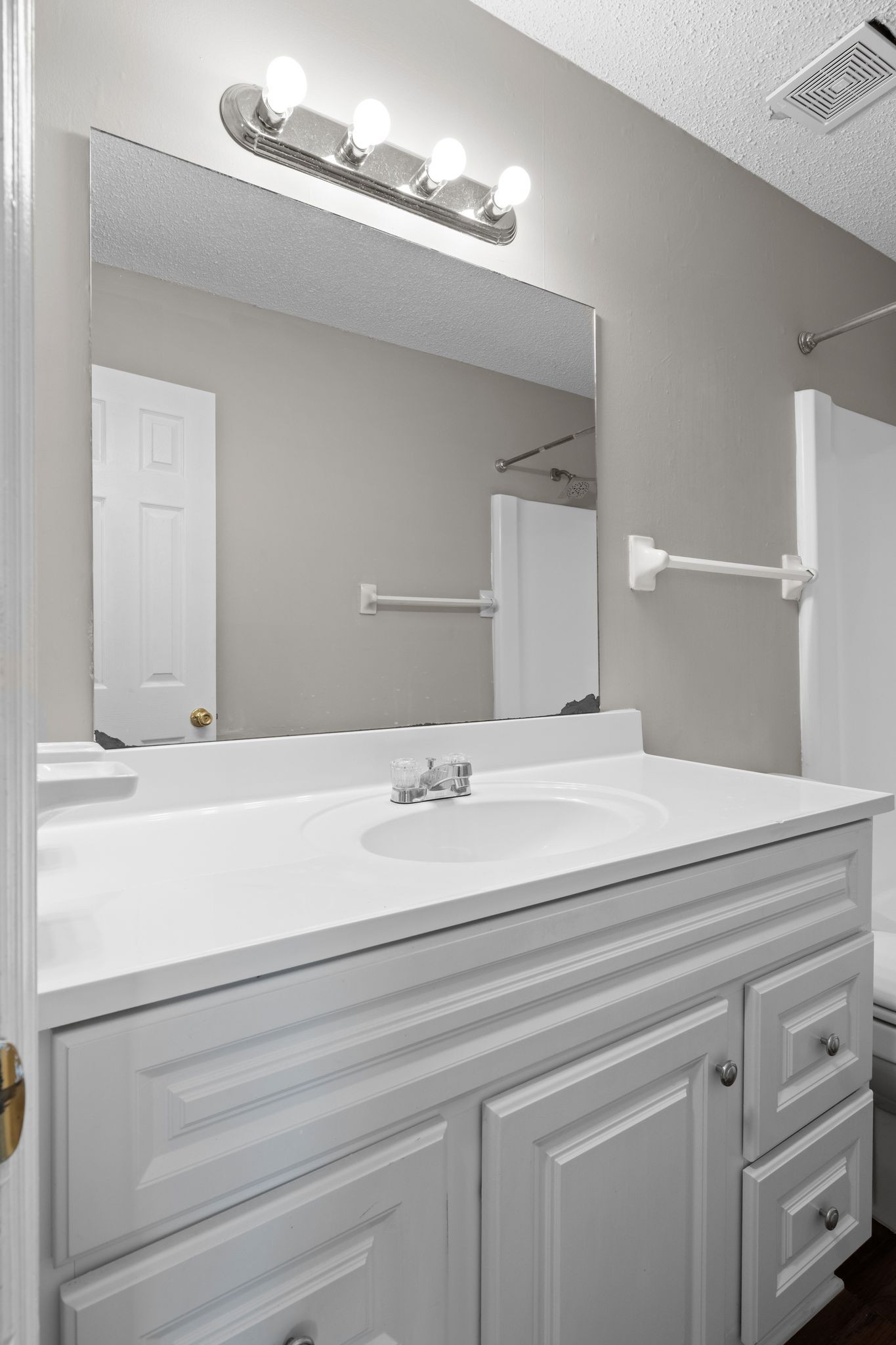 1301 Neelys Bend Road, Unit 29 Madison, TN 37115 - Photo 23 of 37