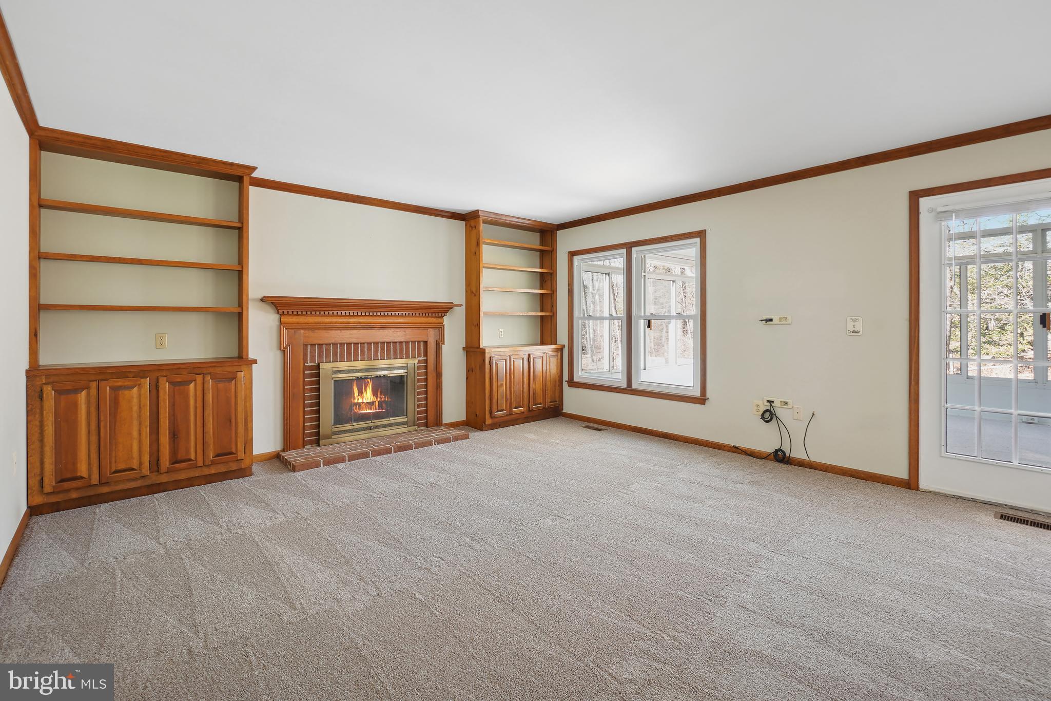 14992 DuFief Drive North Potomac, MD 20878 - Photo 11 of 51 Family Room