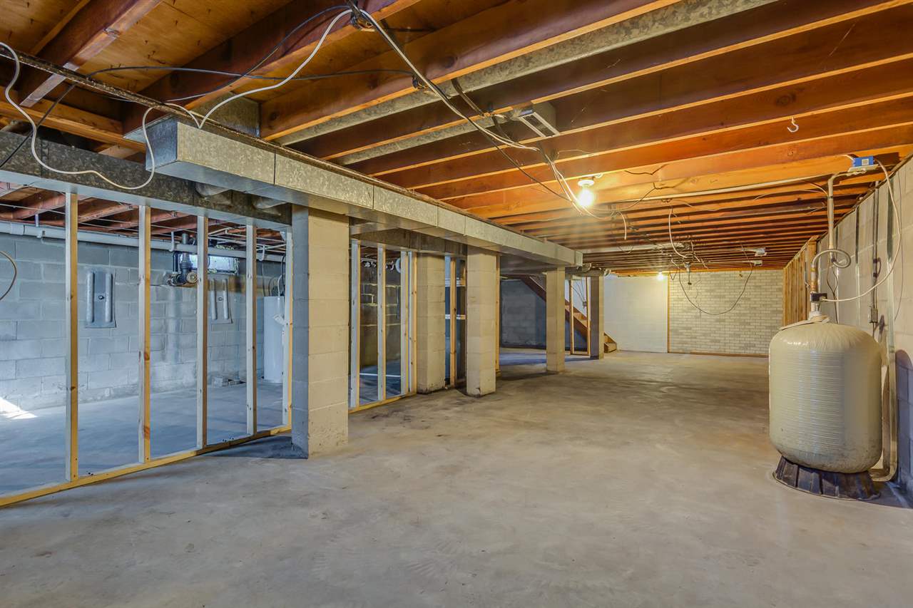 14905 Brick Road Granger, IN 46530 - Photo 13 of 17