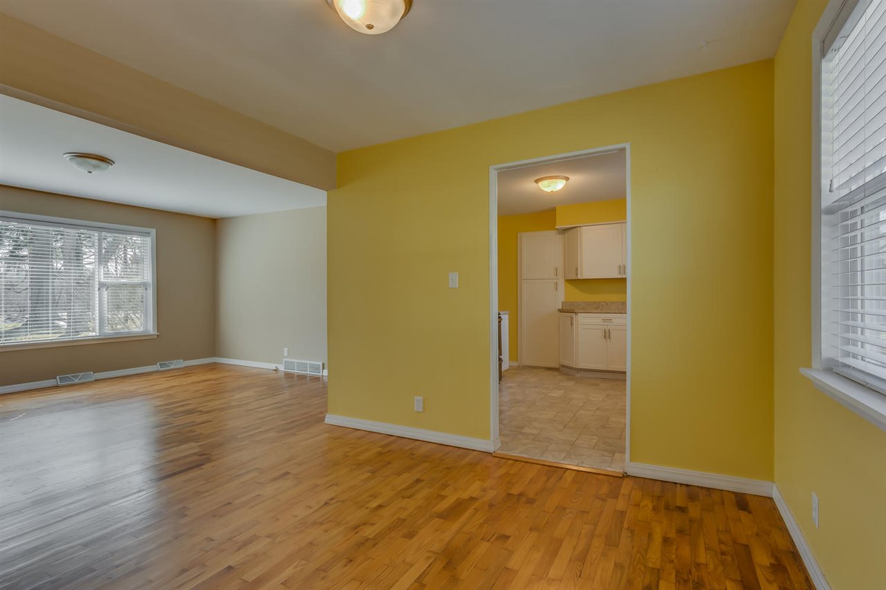 14905 Brick Road Granger, IN 46530 - Photo 5 of 17