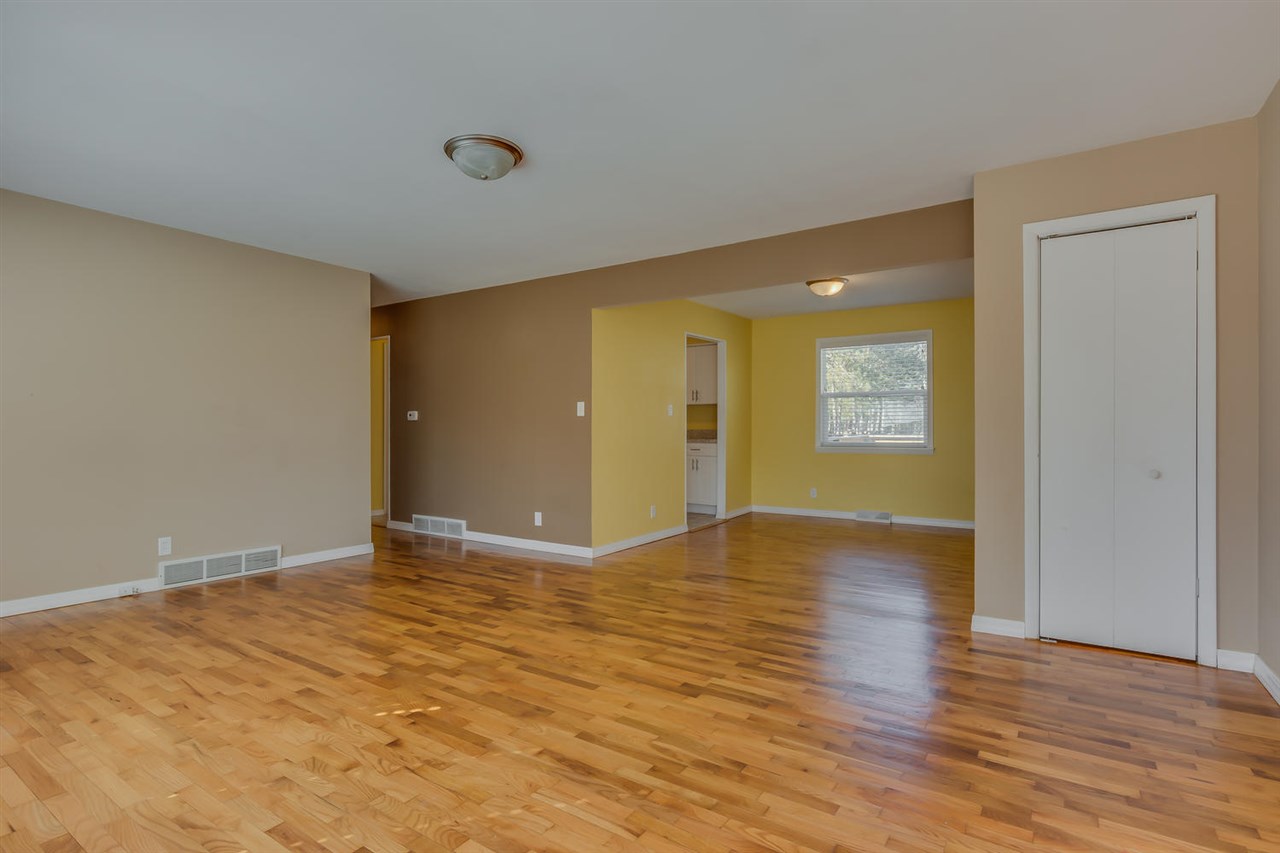 14905 Brick Road Granger, IN 46530 - Photo 6 of 17