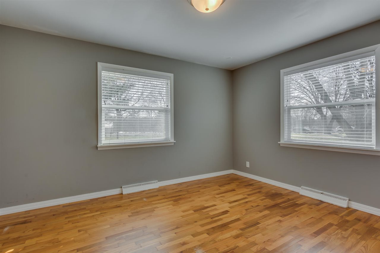 14905 Brick Road Granger, IN 46530 - Photo 9 of 17