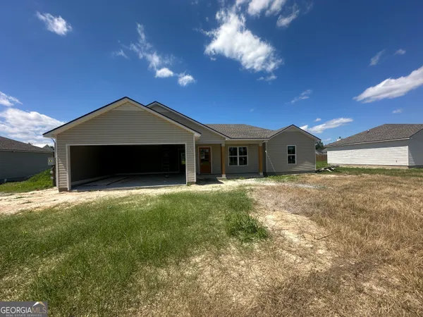 $262,200 | 97 Cypress Street, Ray City, GA 31645