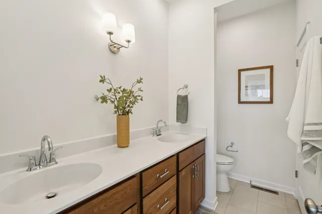 $542,900 | 4824 Lacy, Fitchburg, WI 53711