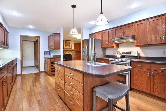 $445,000 | 1506 East Rose Street, Owatonna, MN 55060