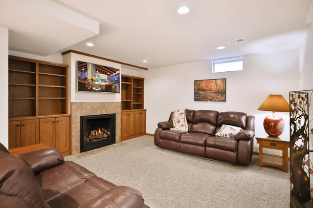 $445,000 | 1506 East Rose Street, Owatonna, MN 55060