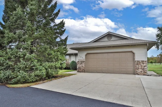 $445,000 | 1506 East Rose Street, Owatonna, MN 55060