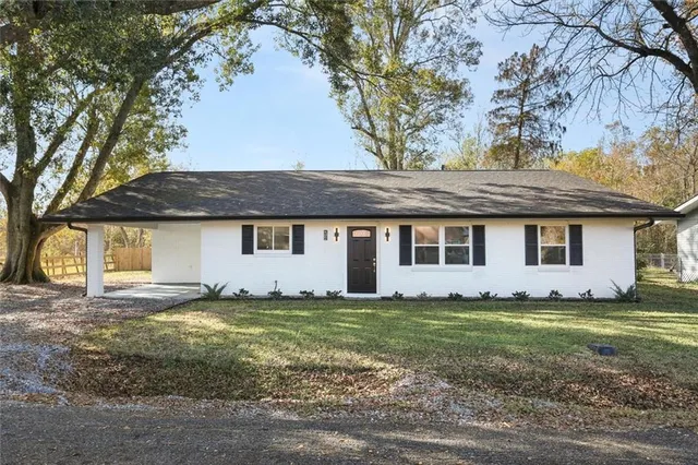 $314,500 | 214 Mitchell Lane, Des Allemands, LA 70030