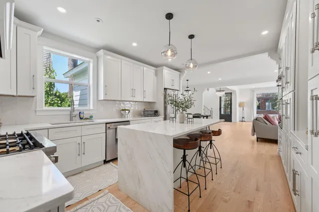 $1,100,000 | 109 Pine Street East, Stillwater, MN 55082